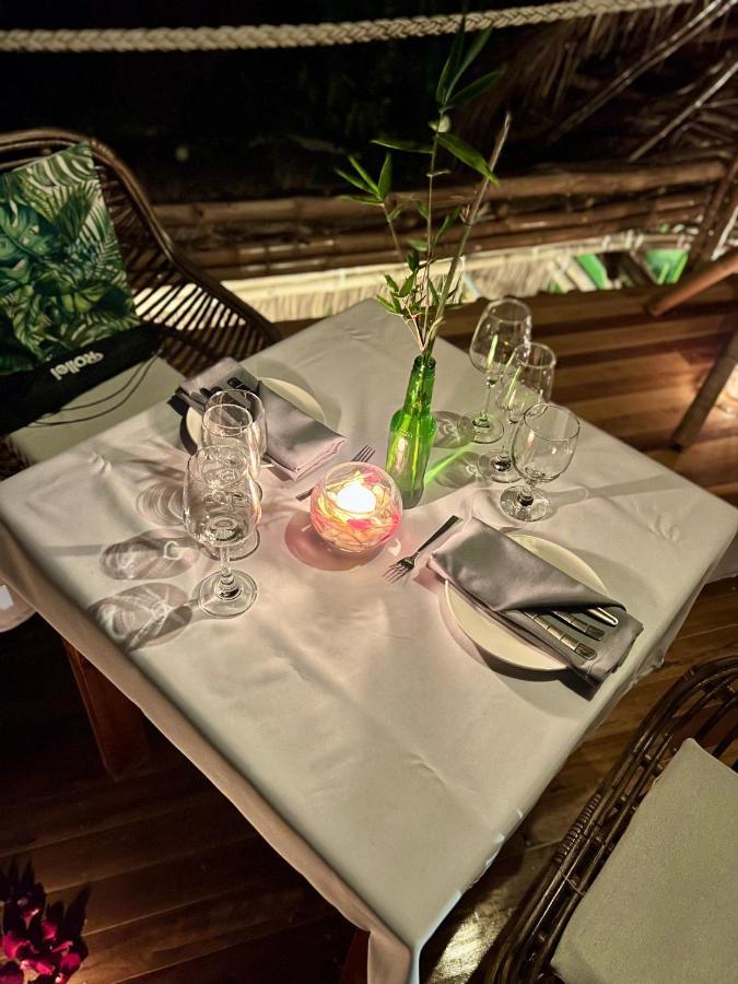 La Colonial Resort (Adults Only) Ел Нидо Екстериор снимка