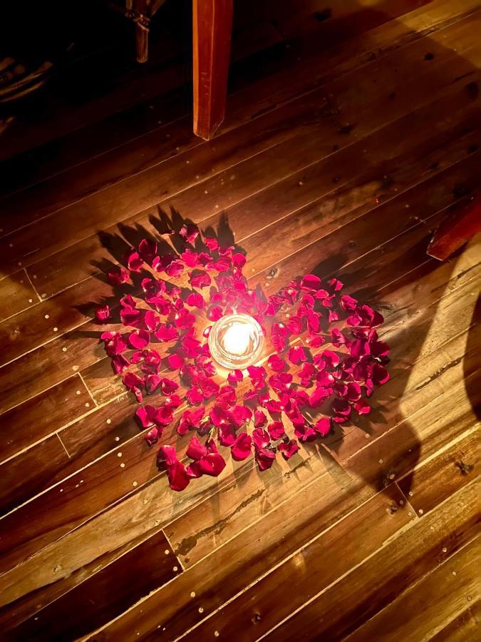La Colonial Resort (Adults Only) Ел Нидо Екстериор снимка
