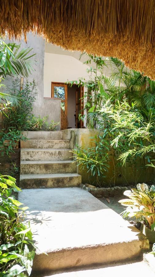 La Colonial Resort (Adults Only) Ел Нидо Екстериор снимка