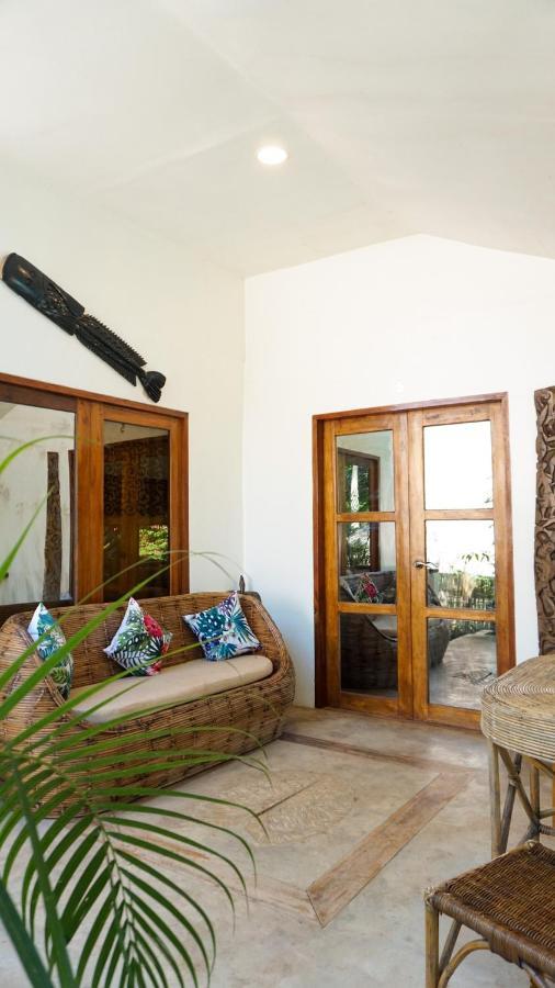 La Colonial Resort (Adults Only) Ел Нидо Екстериор снимка